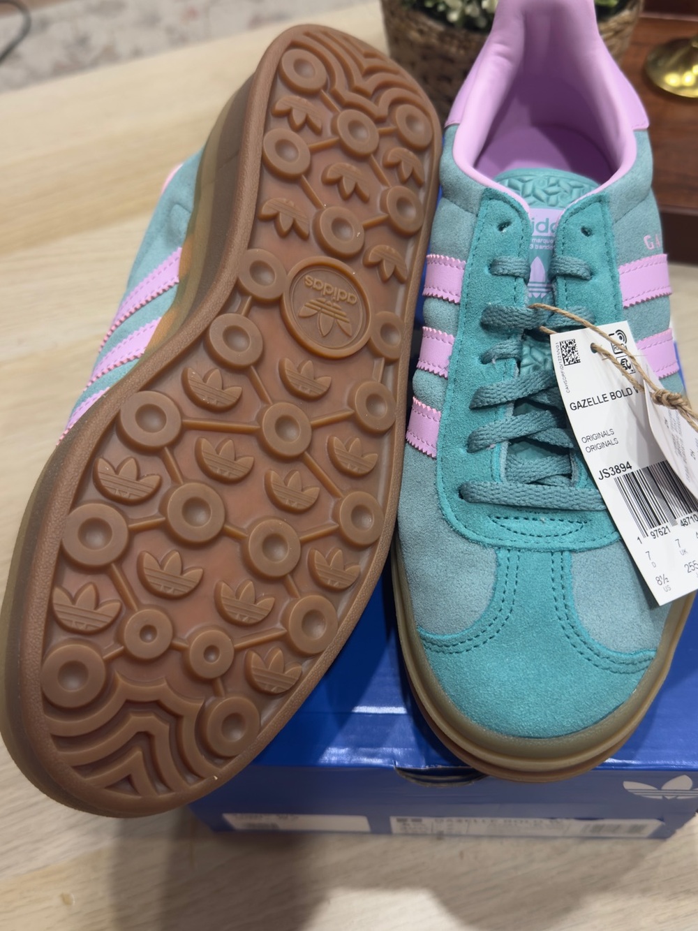 Authentic adidas Gazelle Bold Suede Sneakers new in the box - 1905499 - Picture 4 of 6